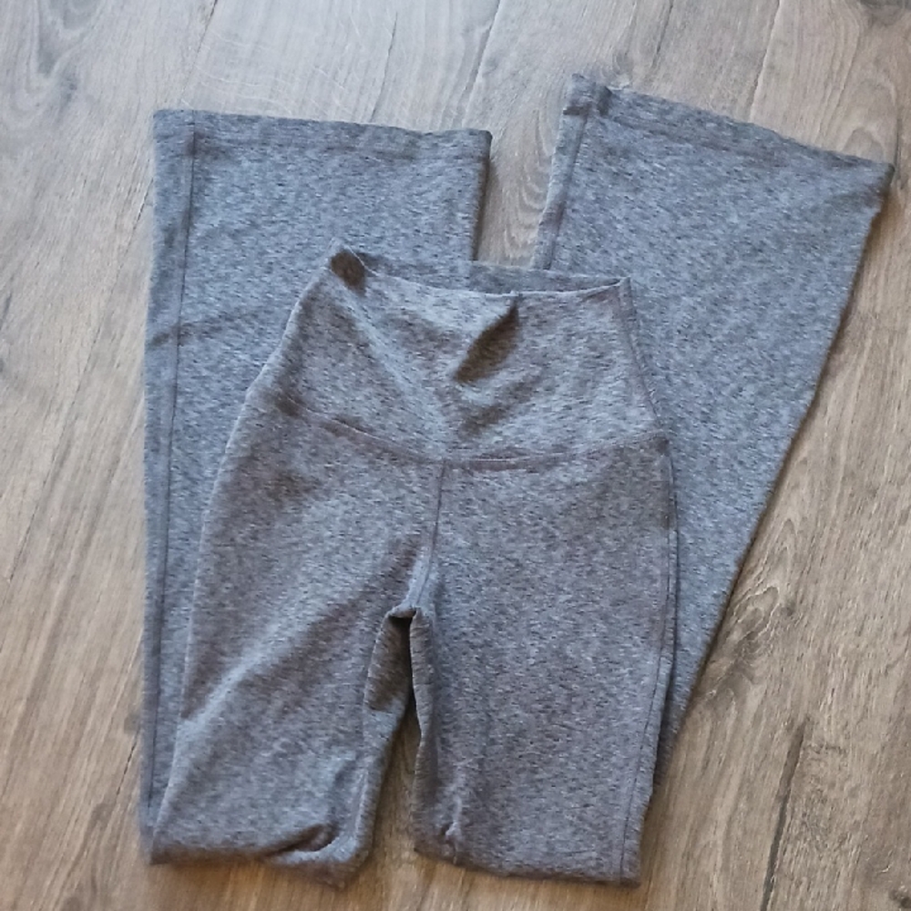 Gilly Hicks Gray Leggings